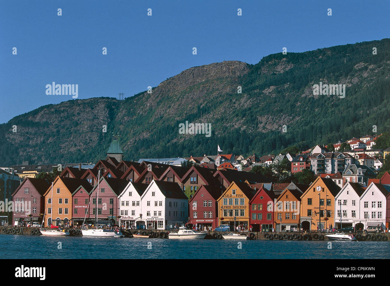 Norvegia - Bergen - Bryggen Hanseatic trimestre (Patrimonio Mondiale UNESCO 1979), Lungomare dei Tedeschi (Tyskebryggen) Foto Stock