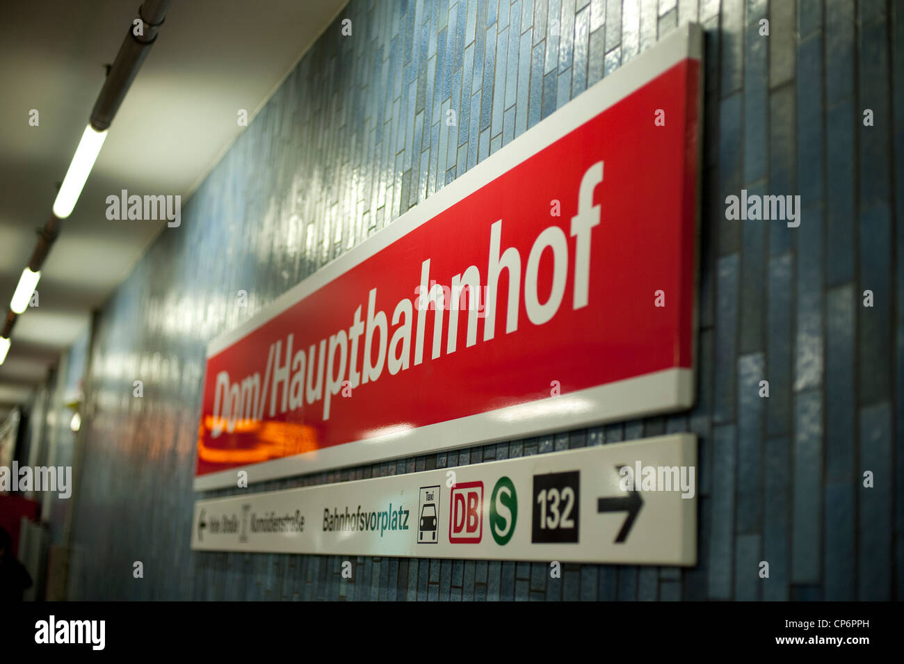 Dom Hauptbahnhof Colonia Germania Europa UE Foto Stock