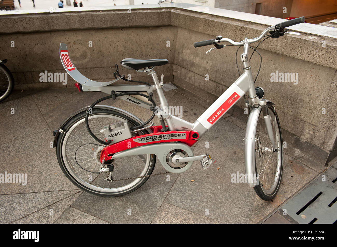 Bicicletta elettrica a noleggio Colonia Germania Europa UE Foto Stock