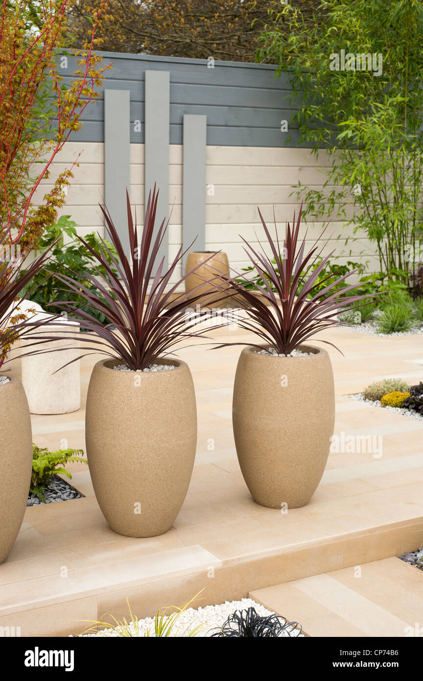 'Off The Shelf' mostrano giardino alla 2012 RHS mostrano Cardiff Foto Stock