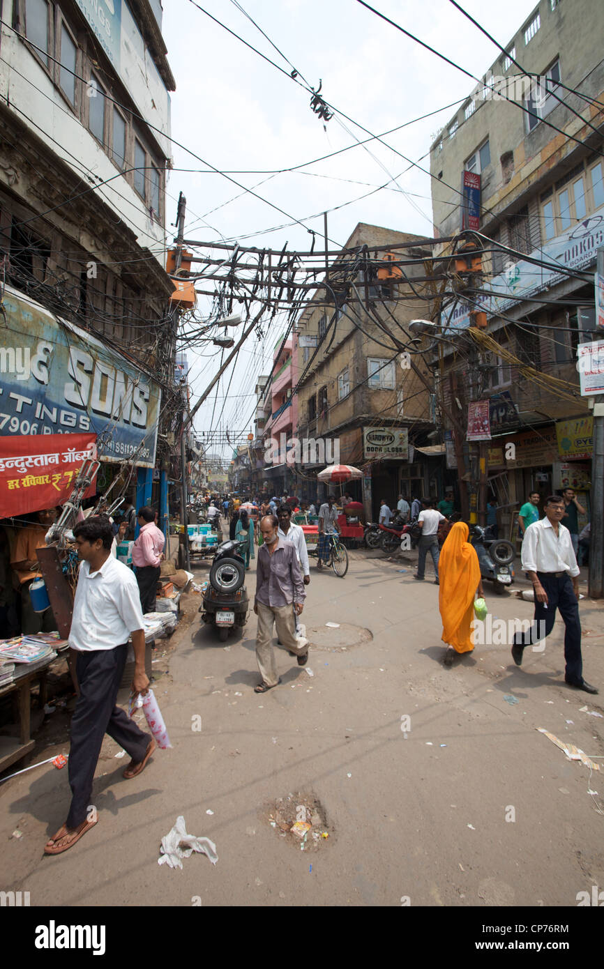 Vita quotidiana scena di strada nella Vecchia Delhi, India Foto Stock