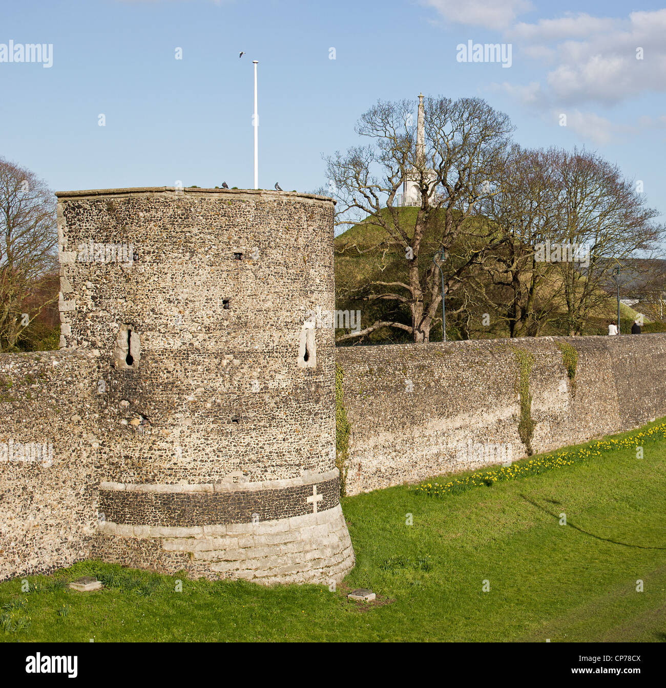 Mura medievali della città e la Torre Canterbury Kent REGNO UNITO Foto Stock