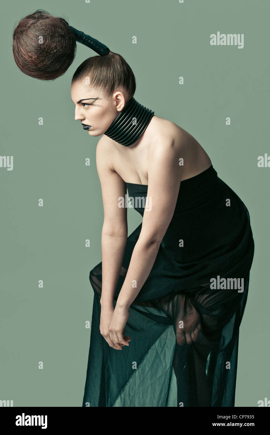 Un pazzo avant garde acconciatura Foto Stock