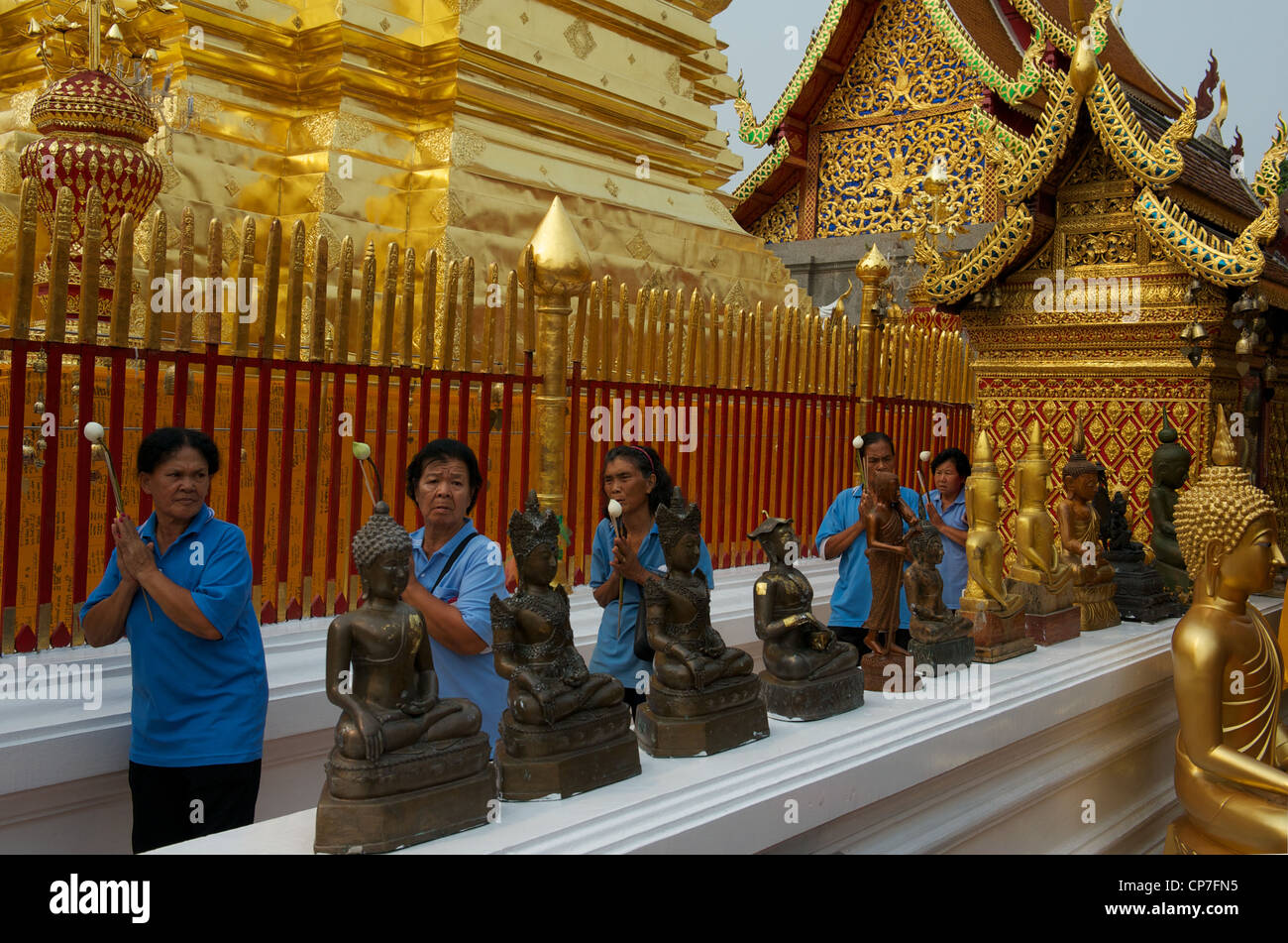 Wat Phra That Doi Suthep, pellegrinaggio buddista sito, Chiang Mai, Thailandia Foto Stock