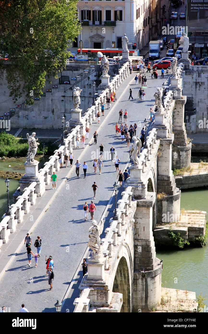 Ponte pedonale di roma immagini e fotografie stock ad alta risoluzione ...