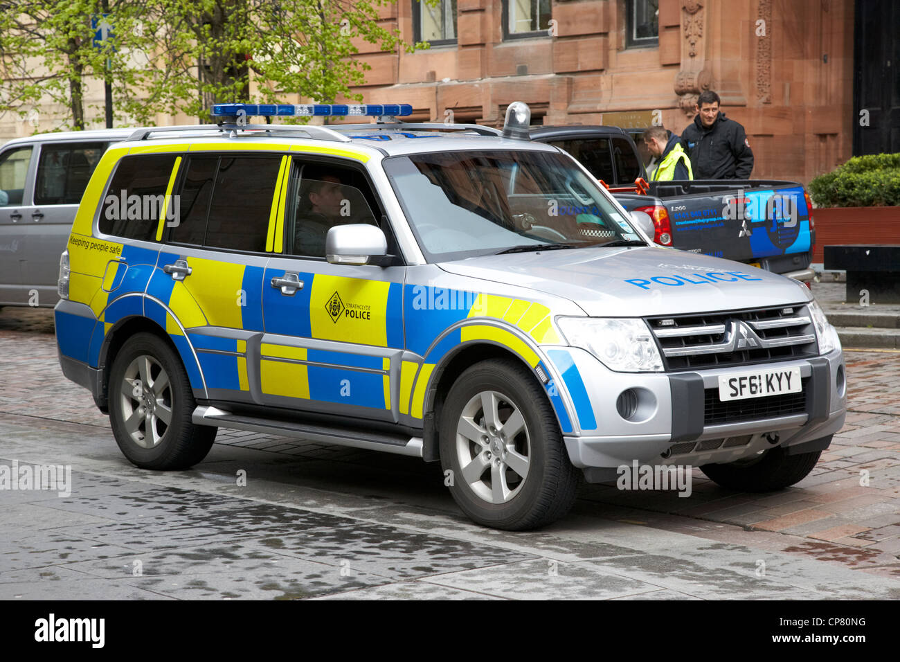La polizia di Strathclyde 4x4 veicolo di pattuglia nel centro della città di Glasgow Scotland Regno Unito Foto Stock