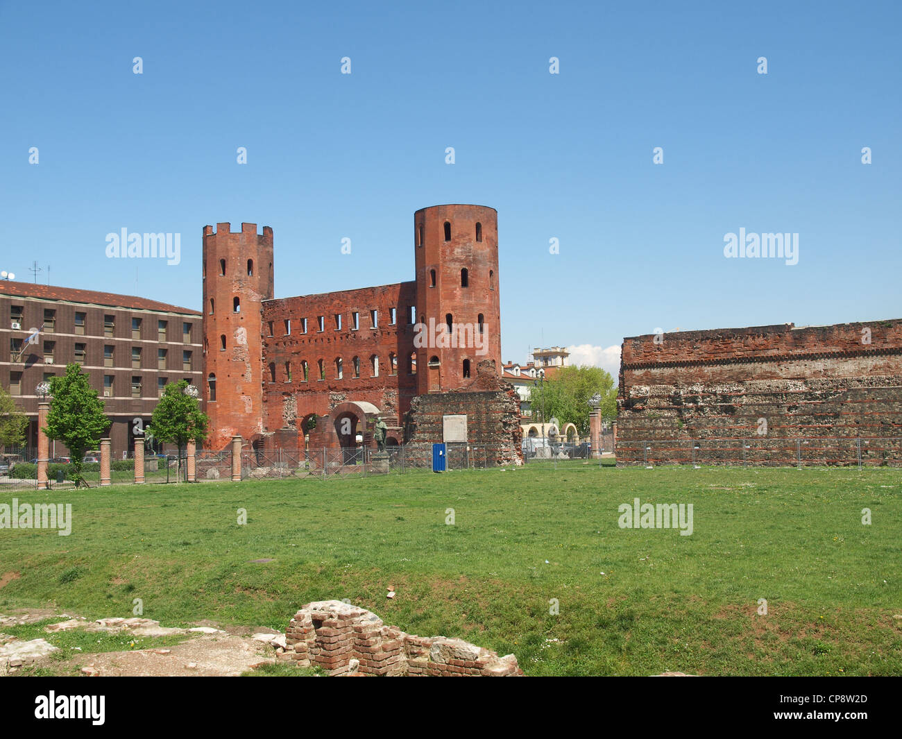 Le Torri Palatine antiche porte romane di Torino, Italia Foto Stock