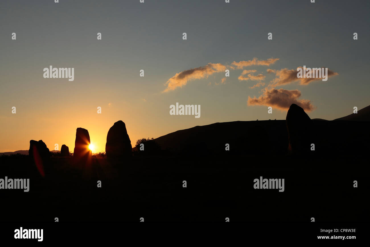 Rigg castello antico monumento in Cumbria al tramonto Foto Stock