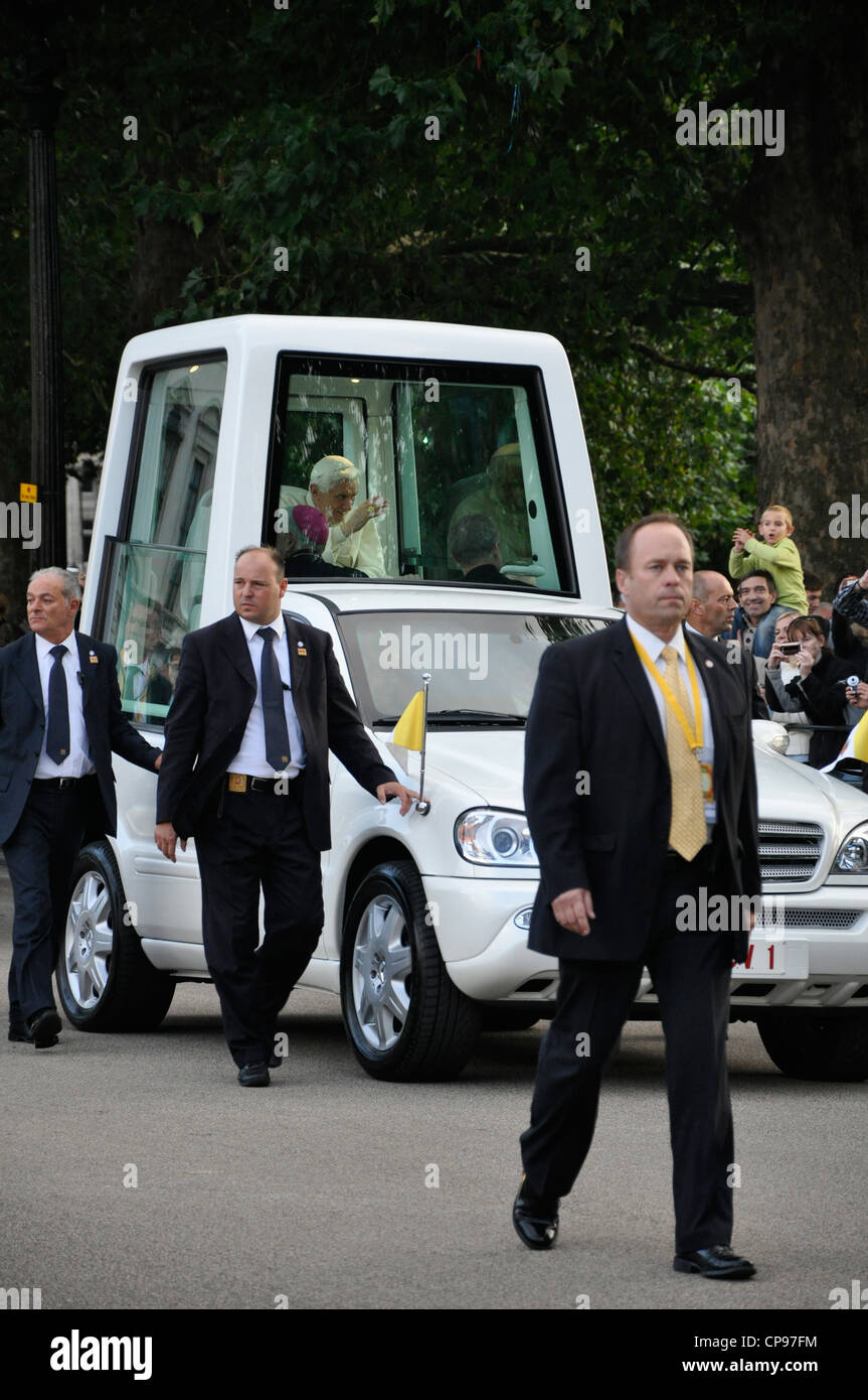 Il Papa Benedetto XVI in visita a Londra 2010 Foto Stock