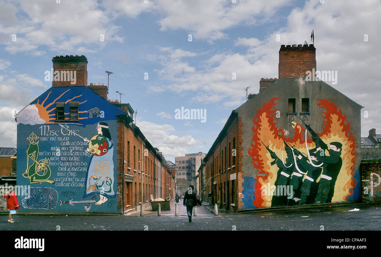 IRA murales sulla scatola nel Bogside, Londonderry, Irlanda del Nord. Foto Stock