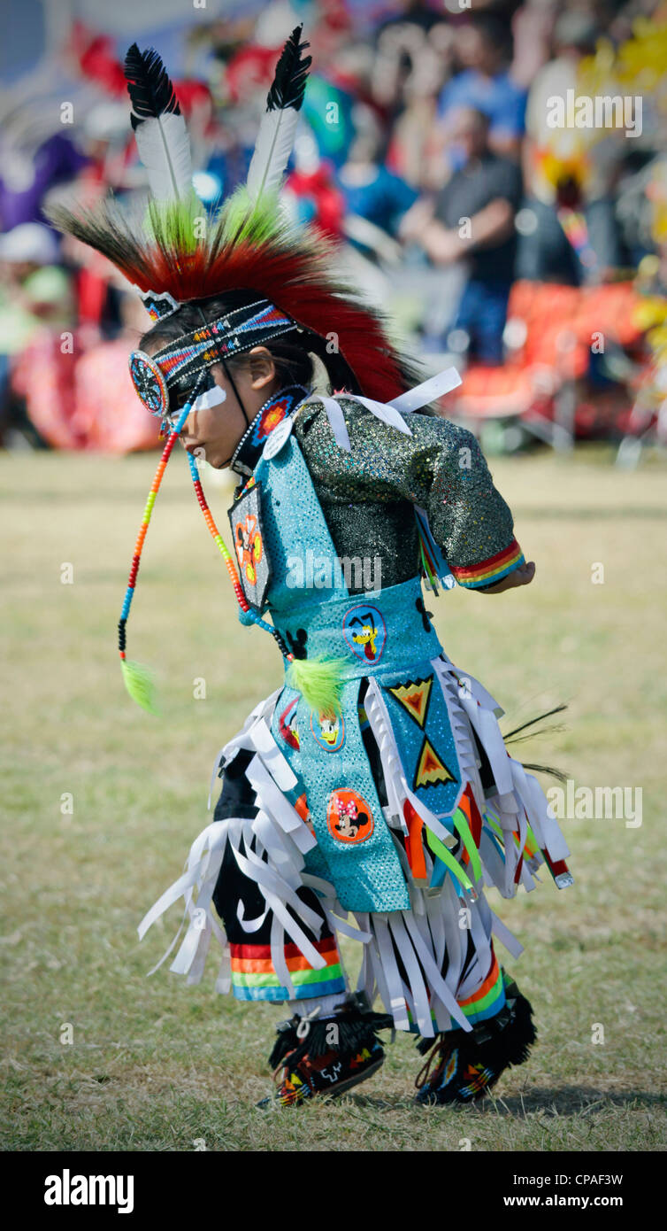 Stati Uniti d'America, Arizona, Scottsdale. Montagna Rossa Eagle powwow tenutosi presso il fiume sale Pima-Maricopa comunità indiana. Foto Stock