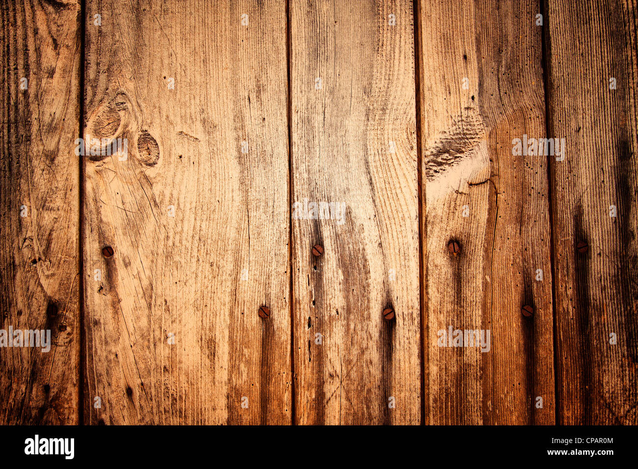 Vecchie tavole di legno e chiodi Foto Stock