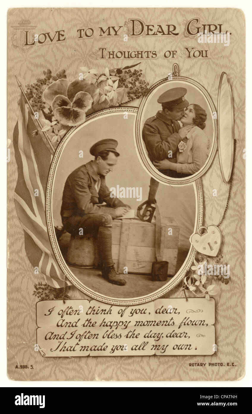 Cartolina inviata dal soldato alla sua fidanzata durante la prima guerra mondiale, romanticismo vintage wartime romantices romantic wegings card U.K. Foto Stock