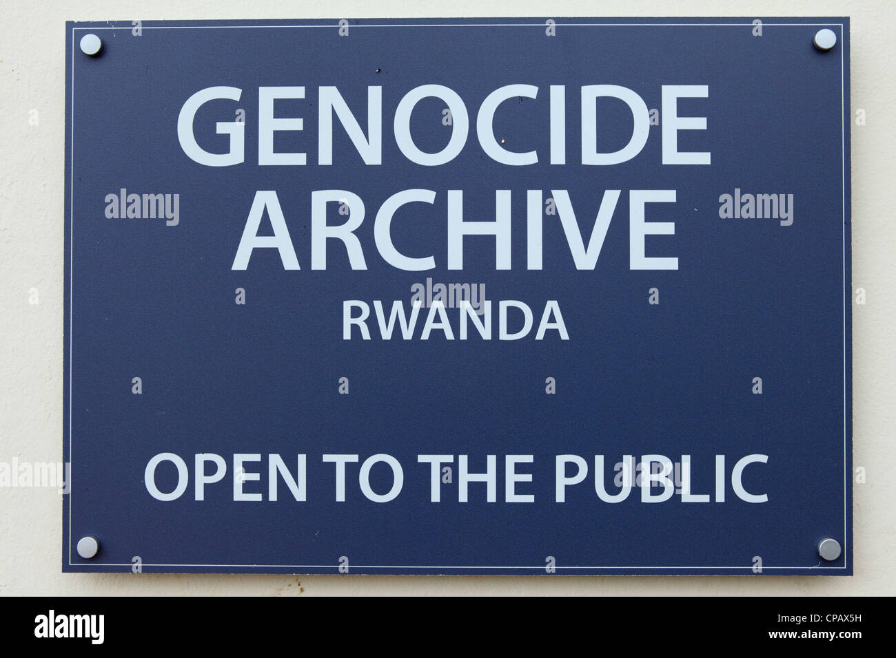 Segno per il genocidio Archive a Kigali Memorial Centre a Kigali, Ruanda. Foto Stock