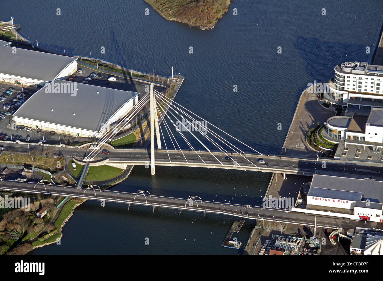 Vista aerea del Marine Parade Bridge, Southport Marina Foto Stock