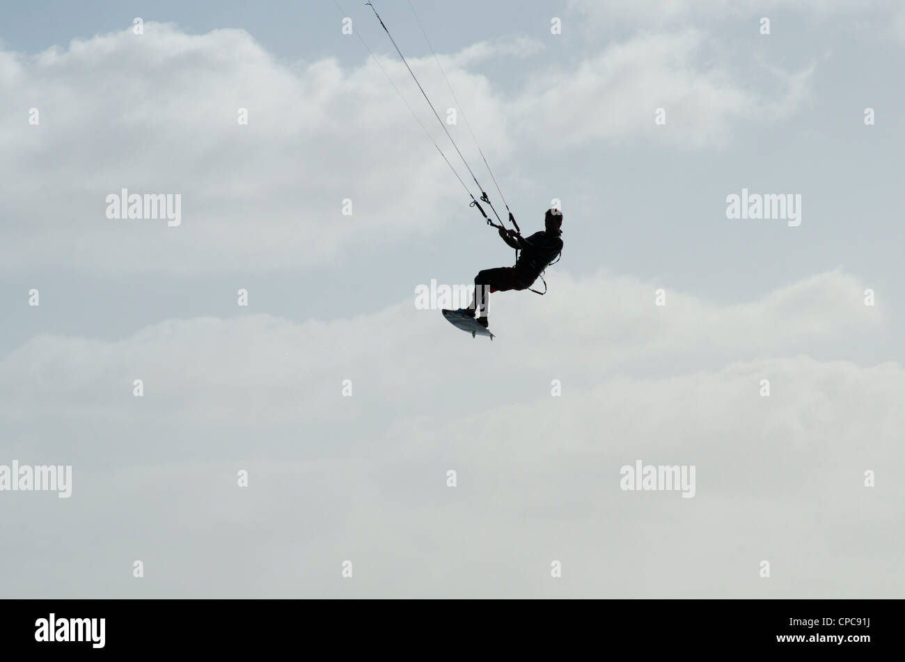 Il kite-surf a Muriwai Beach, Isola del nord, Nuova Zelanda Foto Stock