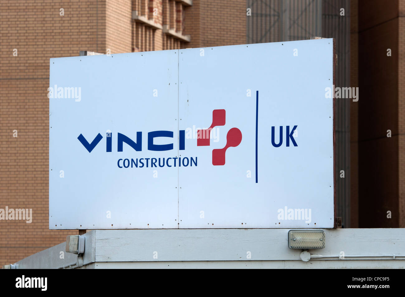 Vinci costruzione segno del Regno Unito Foto Stock