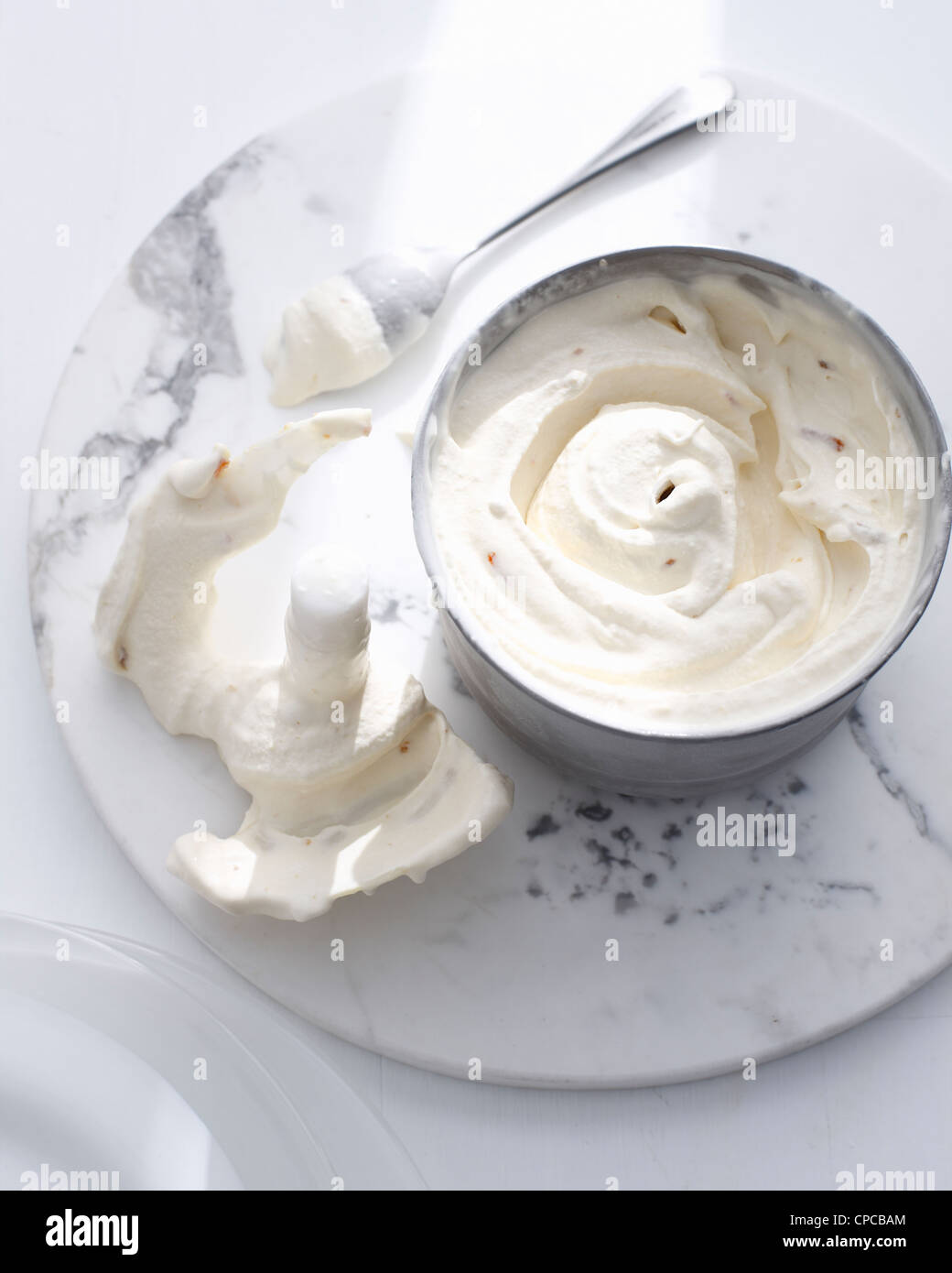 Ciotola di marmellata di arance gelato Foto Stock