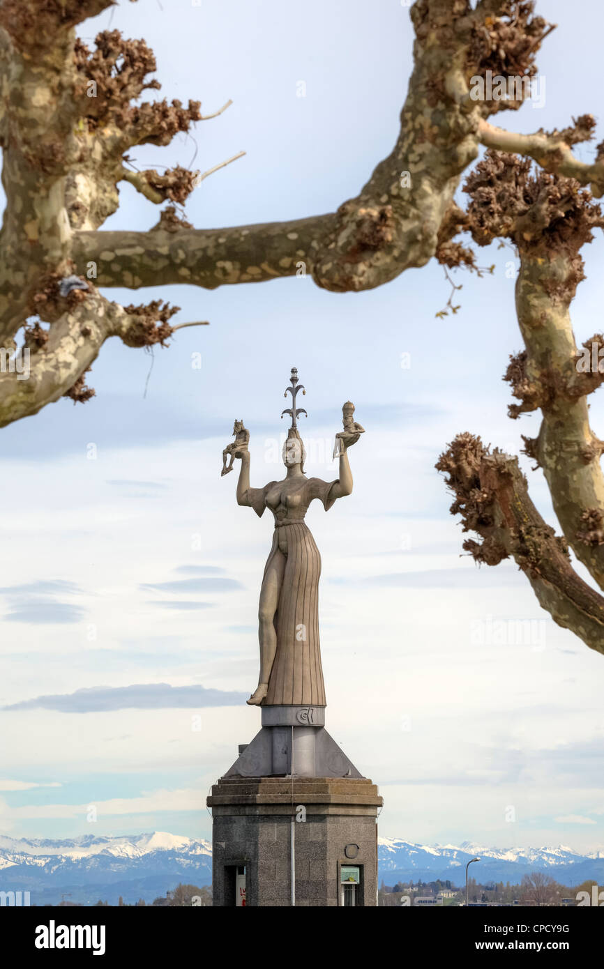 Imperia statua nel porto di Costanza, Baden-Württemberg, Germania Foto Stock