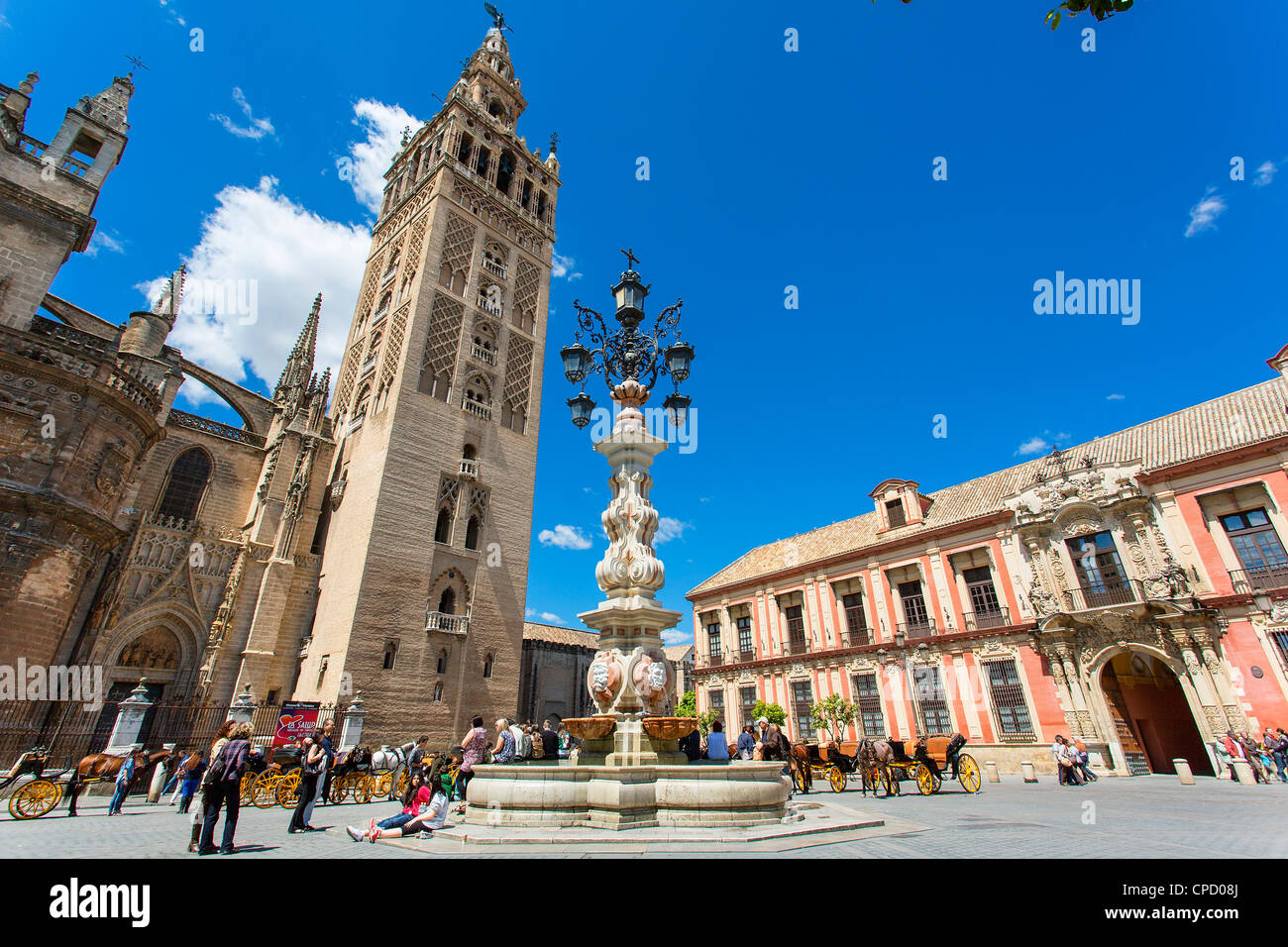 Europa Spagna Andalusia, Sevilla, Plaza Virgen de los Reyes Foto Stock