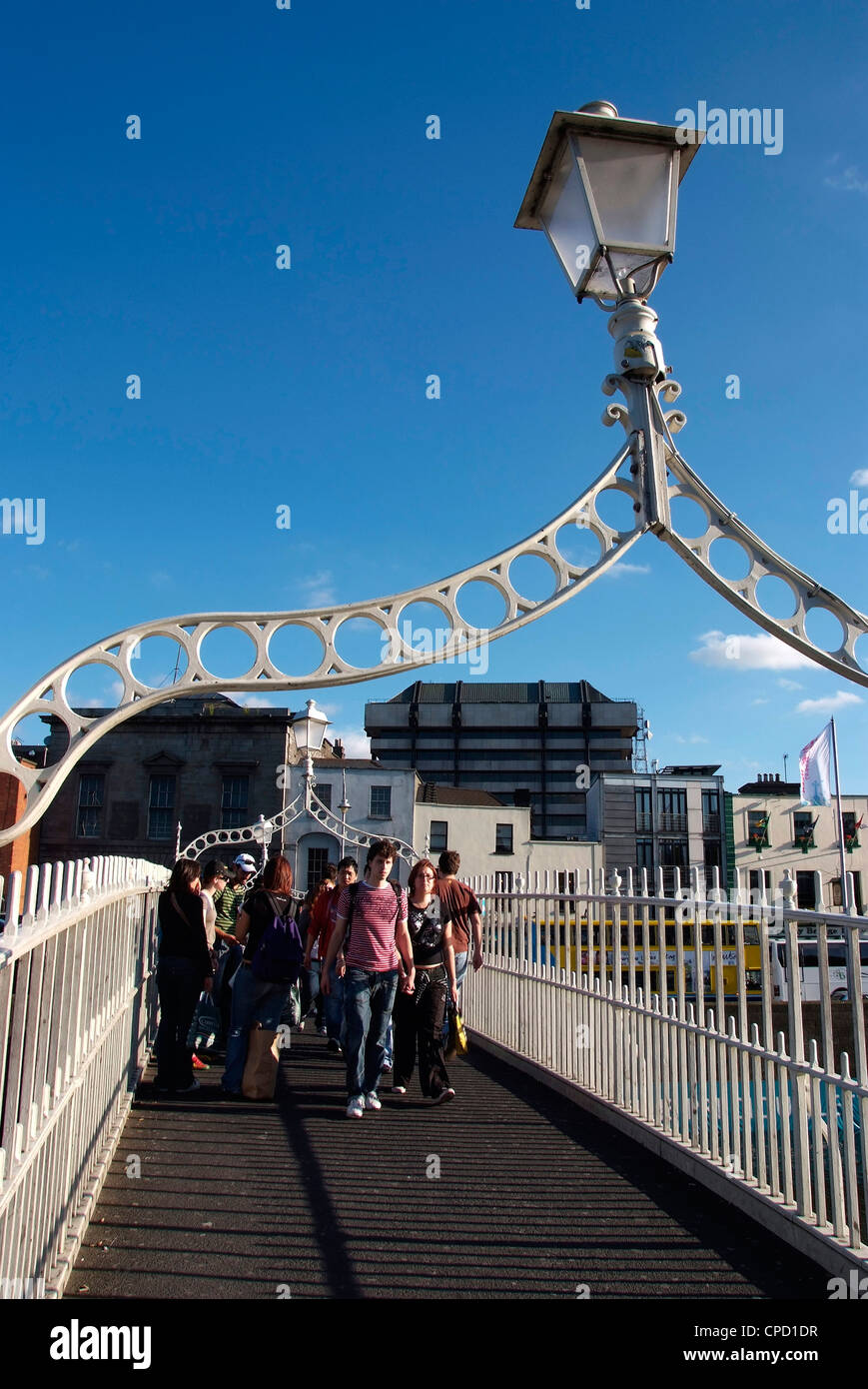 Halfpenny ponte sul fiume Liffey,,Dublino Repubblica di Irlanda, Europa Foto Stock