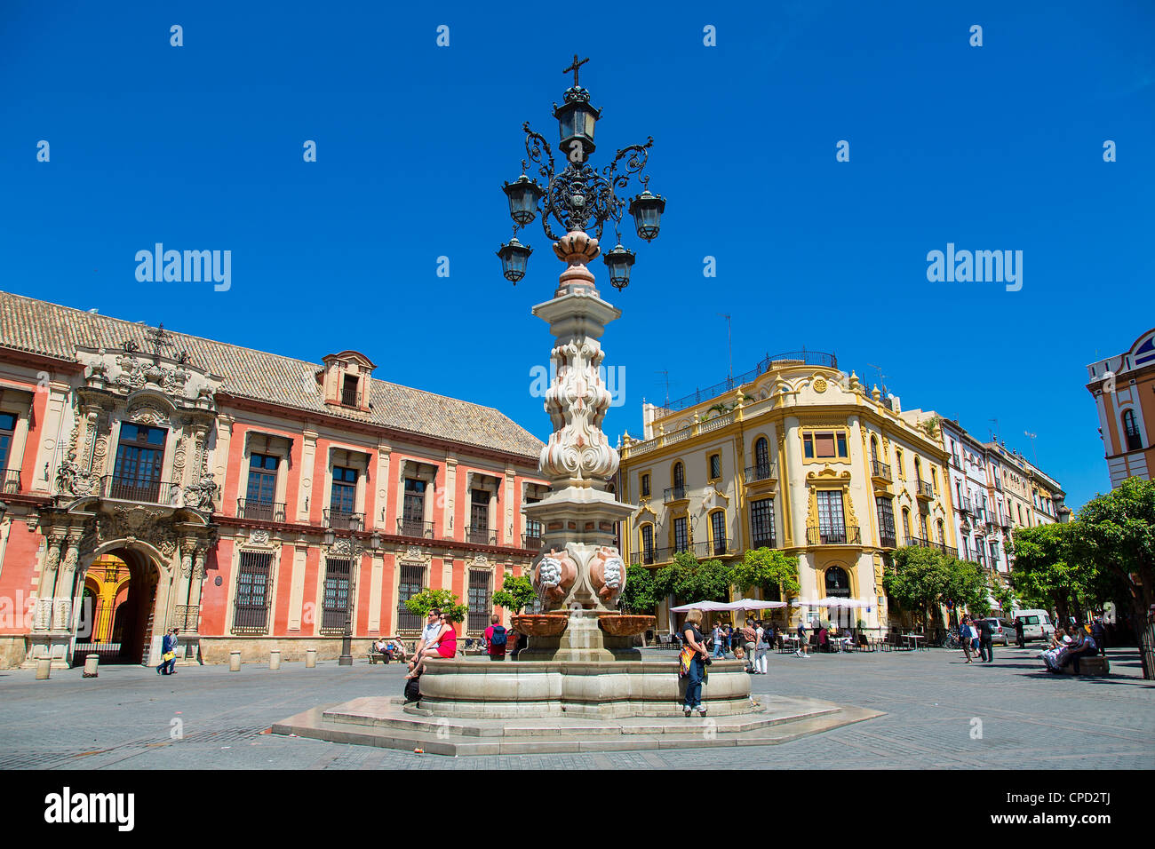 Europa Spagna Andalusia, Siviglia, Plaza Virgen de los Reyes Foto Stock