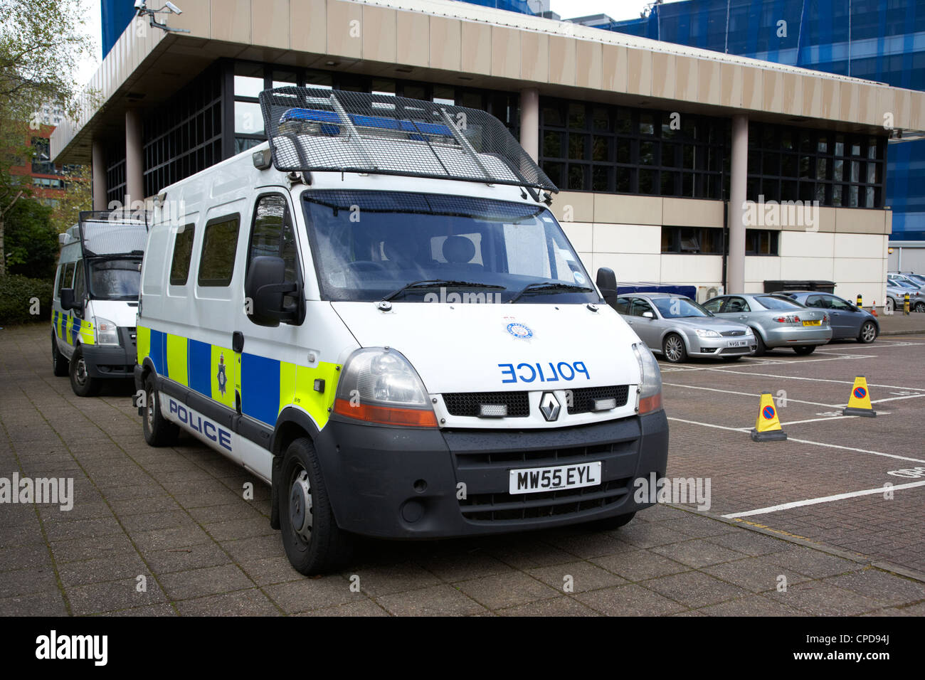 British Transport Police furgoni al di fuori della sede centrale area Glasgow Scotland Regno Unito Foto Stock