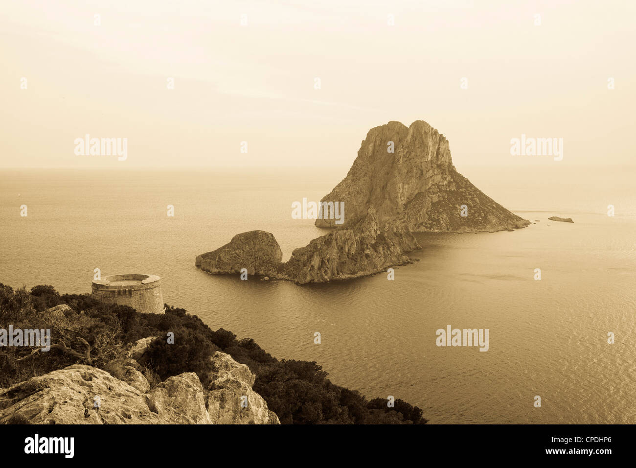 Isole Baleari Spagna, Ibiza, Es Vedra isola rocciosa Foto Stock