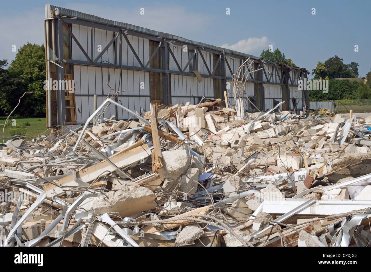 Ex Fabbrica sotto la demolizione, Melton, Suffolk, Regno Unito. Foto Stock