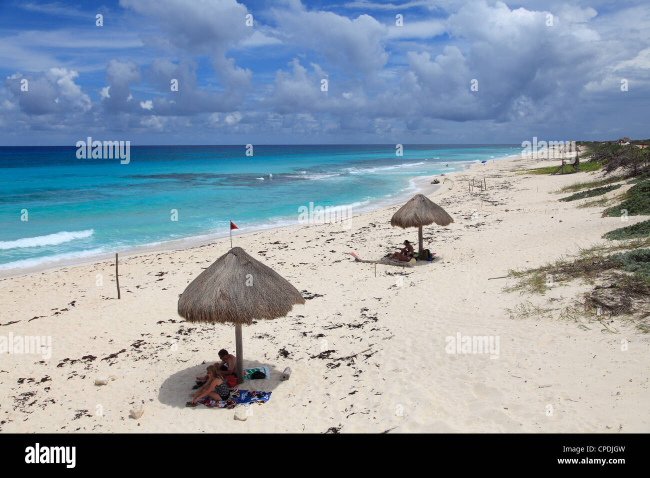 La spiaggia pubblica sulla costa est, Isola di Cozumel (Isla de Cozumel), Quintana Roo, Messico, Caraibi, America del Nord Foto Stock