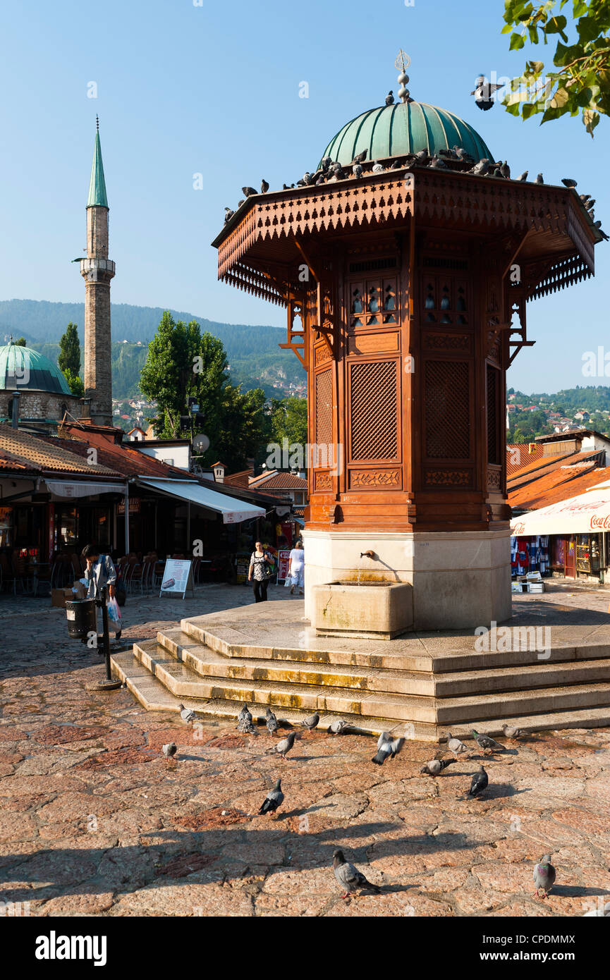 Sebilj fontana nella piazza di piccione, Sarajevo, Bosnia ed Erzegovina, Europa Foto Stock
