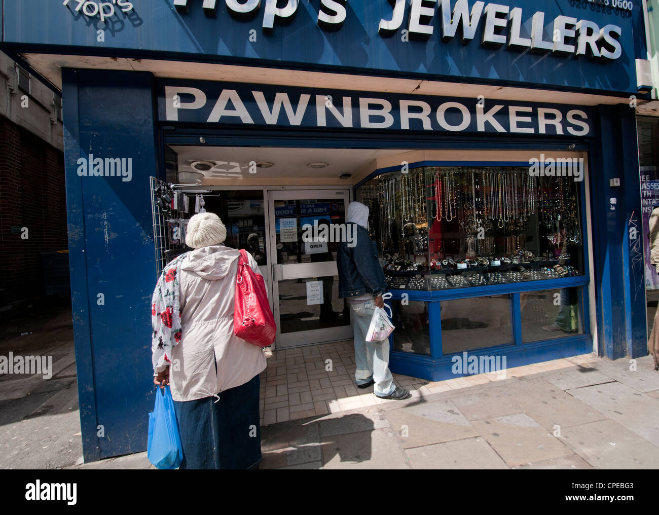 Pedina negozio di Broker a Lewisham Londra sud Foto Stock