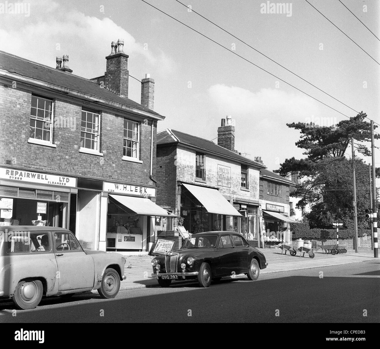 Wolverhampton street scene Penn Road England Regno Unito 1960 Foto Stock
