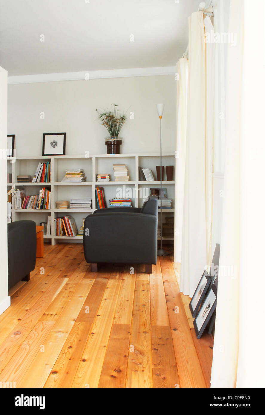 Interno di un soggiorno, di pavimenti in legno Foto Stock