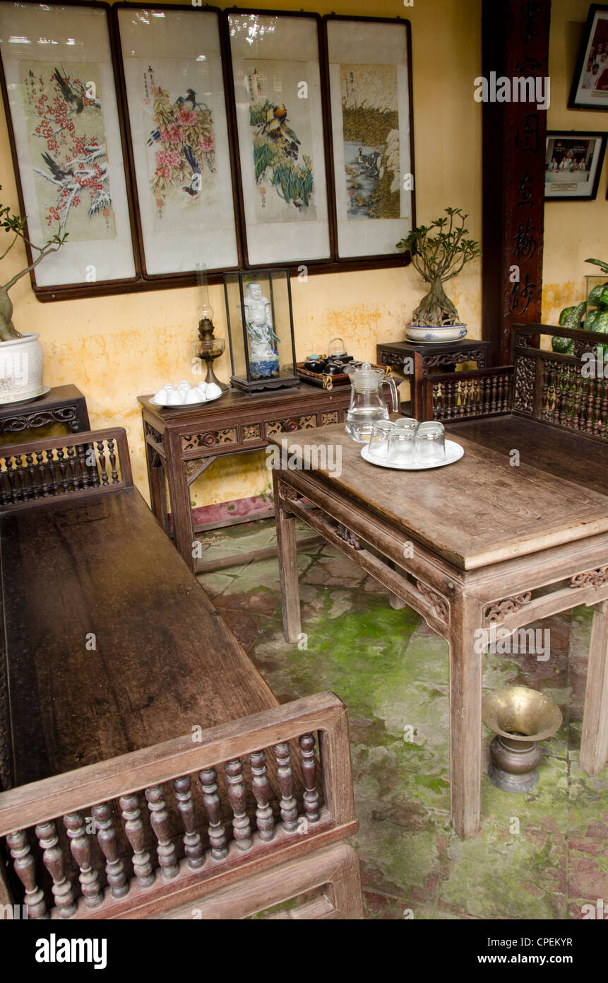 Il Vietnam, da nang. villaggio storico di Hoi An, importante porto commerciale dal 15th del XIX secolo. duc un antica casa. UNESCO Foto Stock