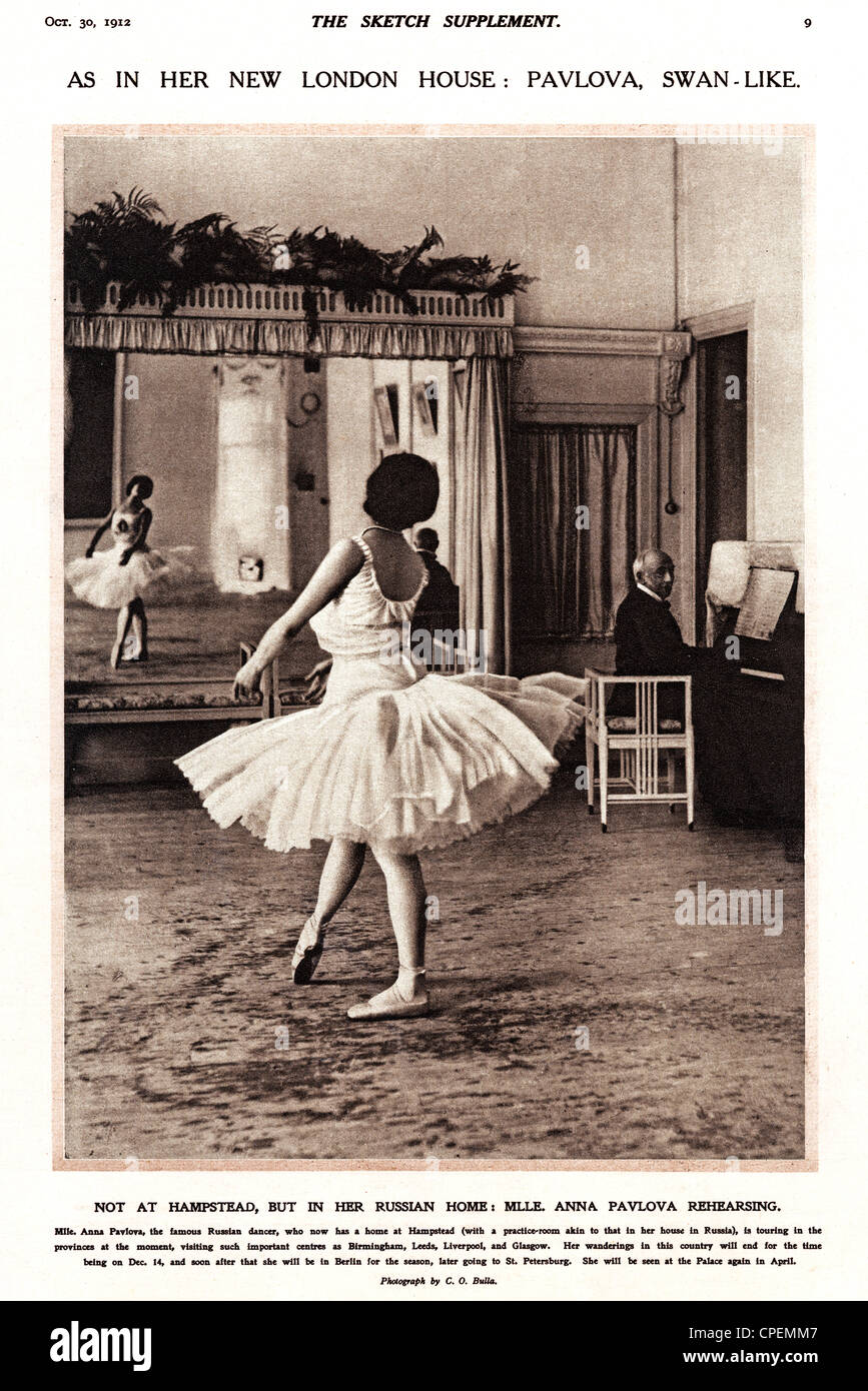 Anna Pavlova, 1912 fotografia della leggendaria ballerina russa in pratica nell'anno si trasferì da San Pietroburgo a Londra Foto Stock