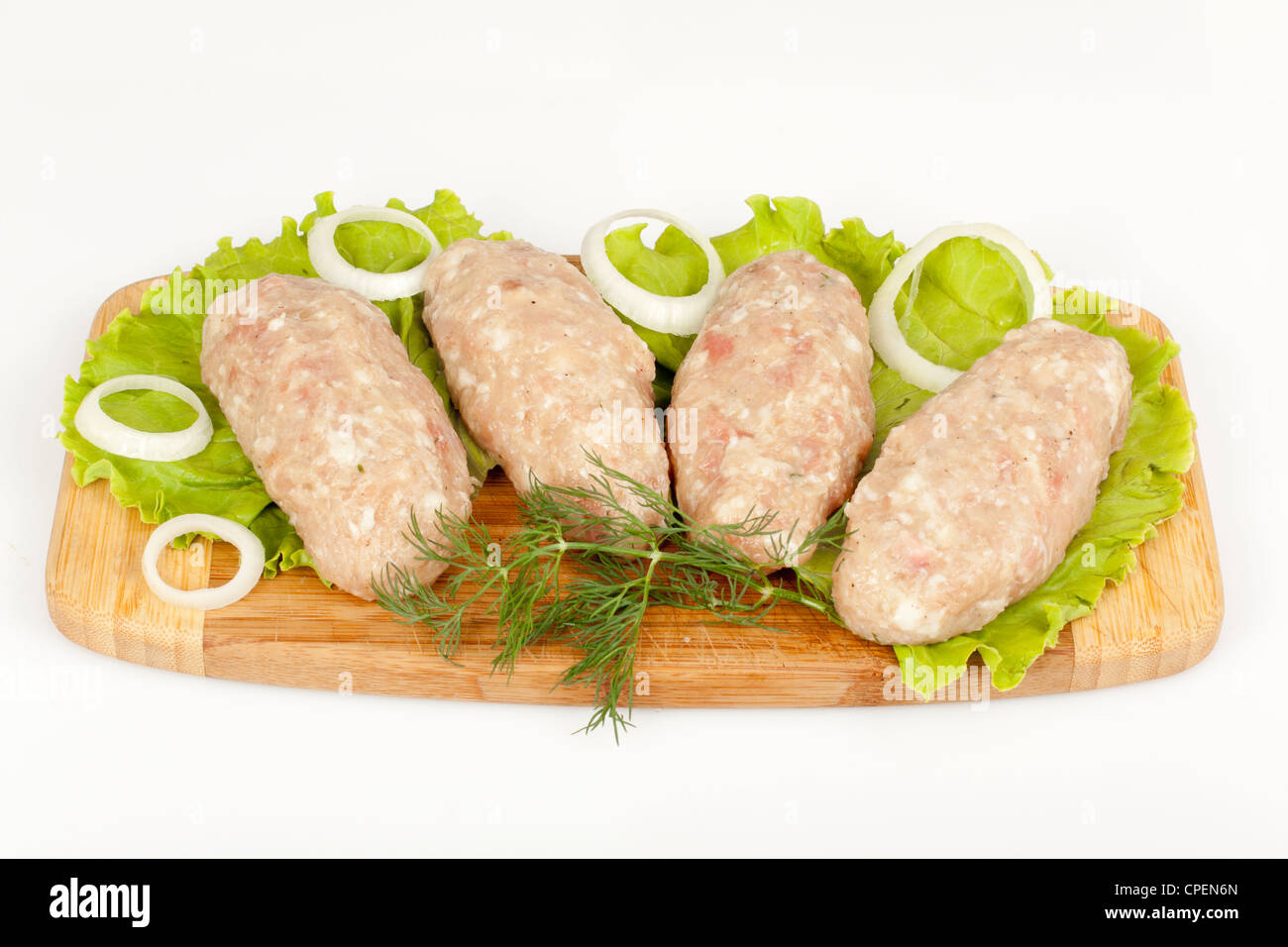 Stampato fry forcemeat kebab su un tagliere Foto Stock