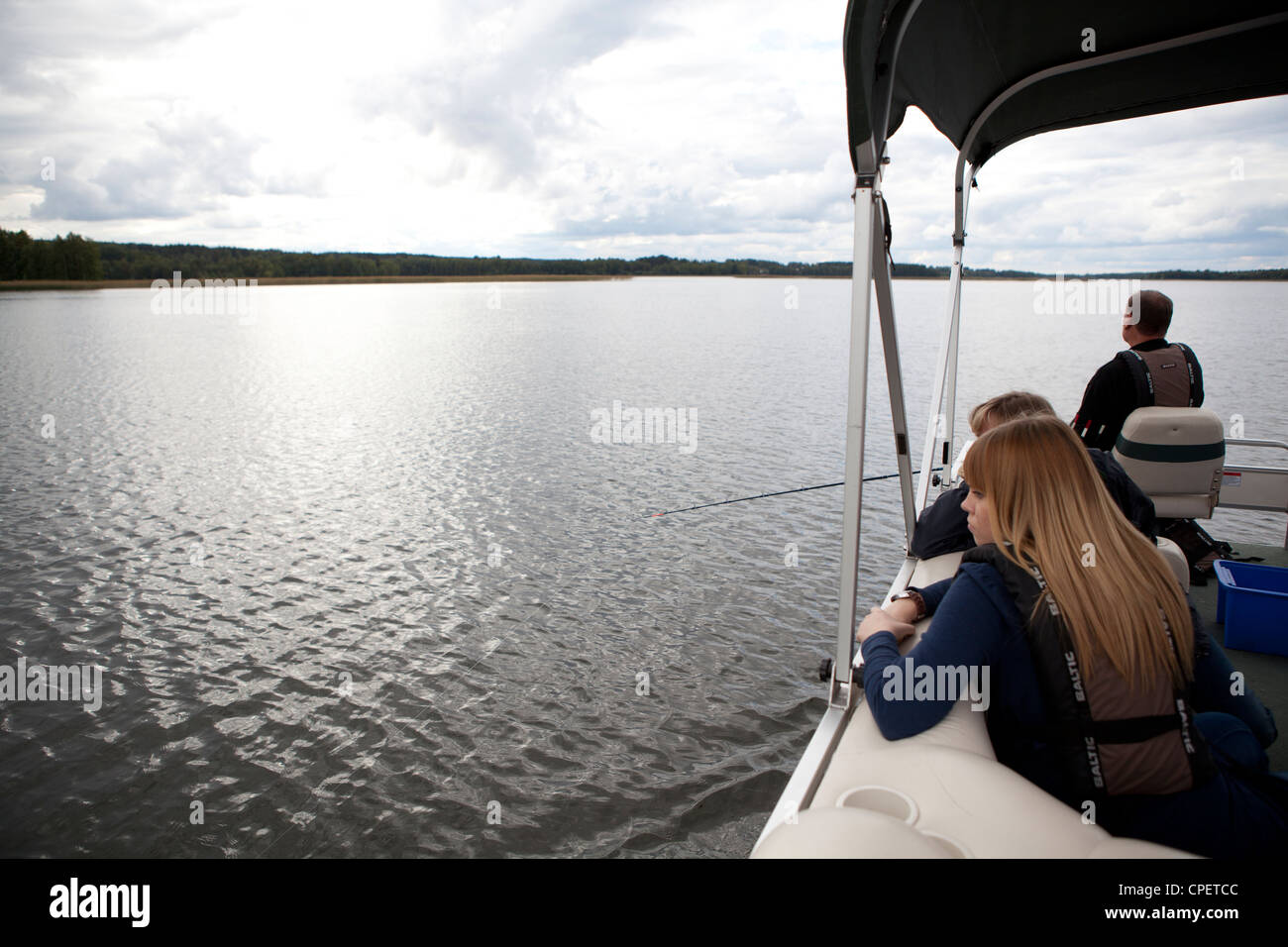 La pesca in lago di Finlandia Foto Stock