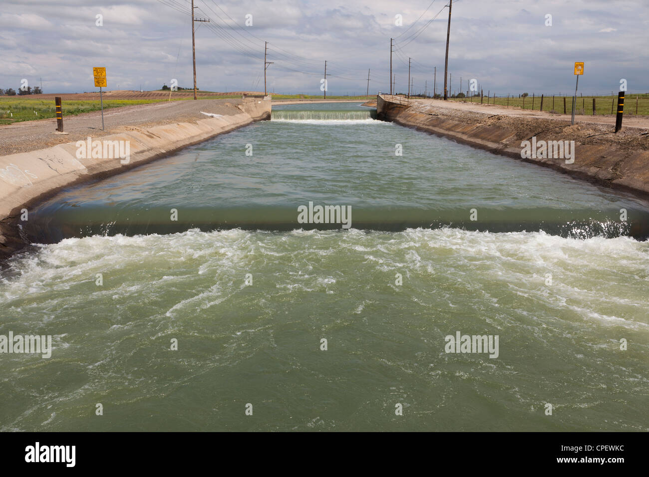 Acquedotto - Central Valley, California, Stati Uniti d'America Foto Stock