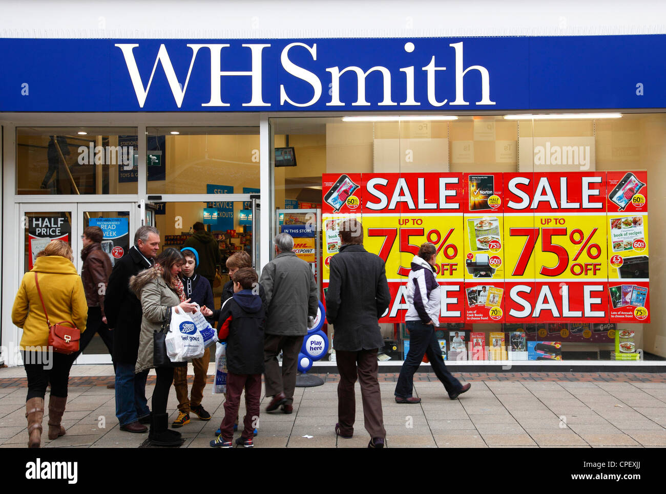 Un WH Smith store in Nottingham, Inghilterra, Regno Unito Foto Stock