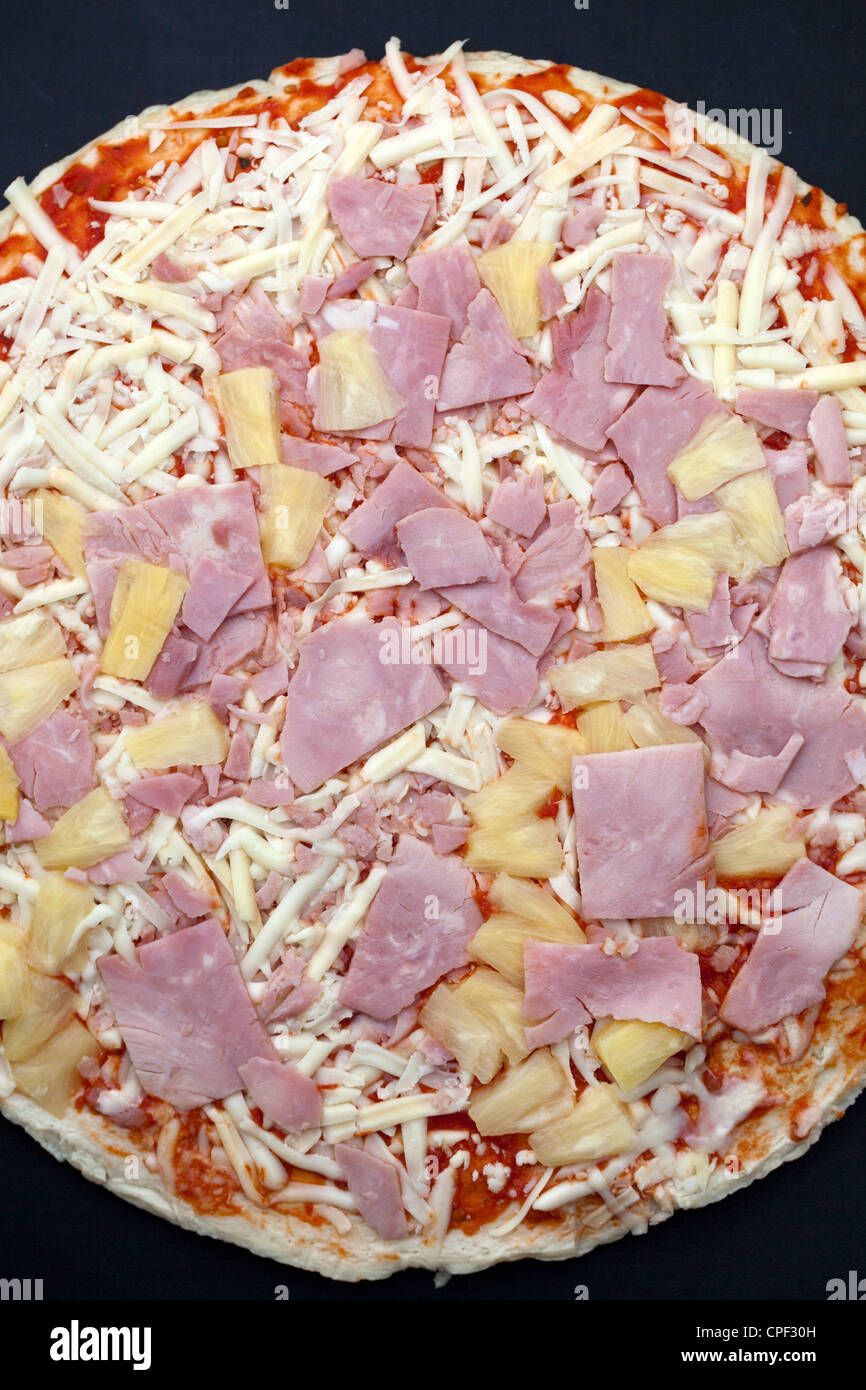Il prosciutto crudo e ananas Pizza Foto Stock