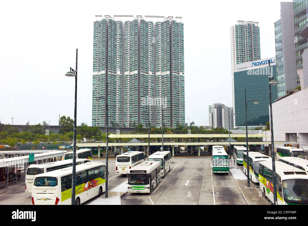 Double Decker Bus Stazione principale terminal di Hong Kong, Cina. Foto Stock