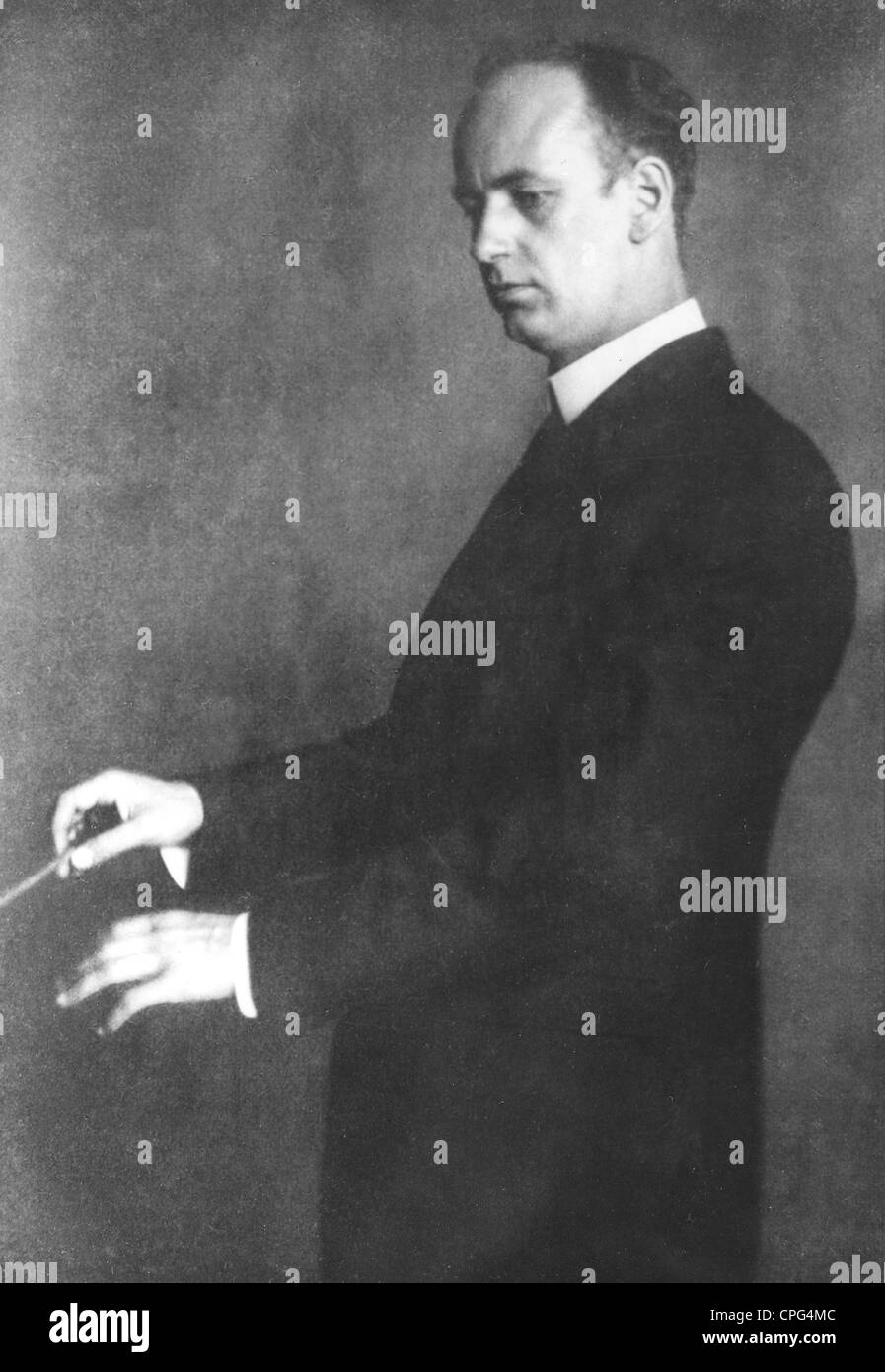 Furtwaengler, Wilhelm, 25.1.1886 - 30.11.1954, musicista tedesco (direttore d'orchestra, compositore), a mezza lunghezza, Foto Stock