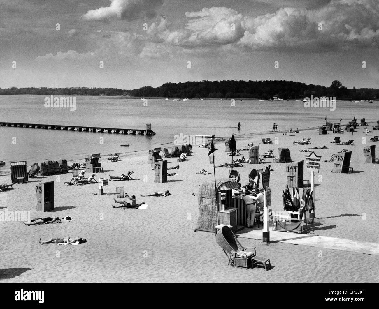 Bagni, bagni all'aperto, spiaggia a Wannsee, Berlino, 1937, diritti aggiuntivi-clearences-non disponibile Foto Stock