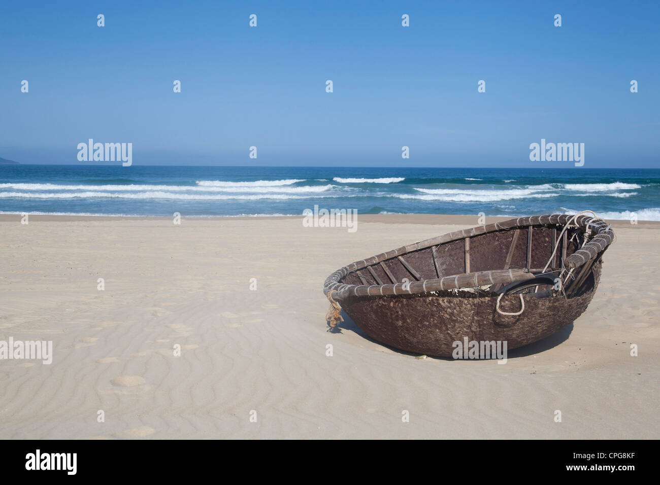 DA NANG, VIETNAM - MARZO 02: vista sulla spiaggia di Da Nang il 2 marzo 2012 di Da Nang, Vietnam. (Foto di Rob sfera/Getty Images) Foto Stock