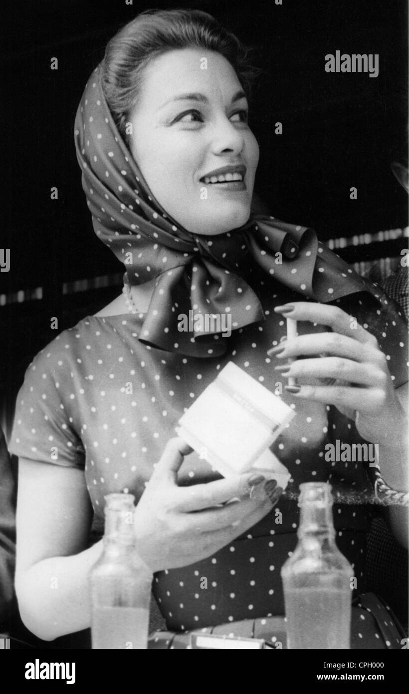 Christian, Linda, 13.11.1923 - 22.7.2011, attrice messicana, mezza lunghezza, Londra 1957, Foto Stock