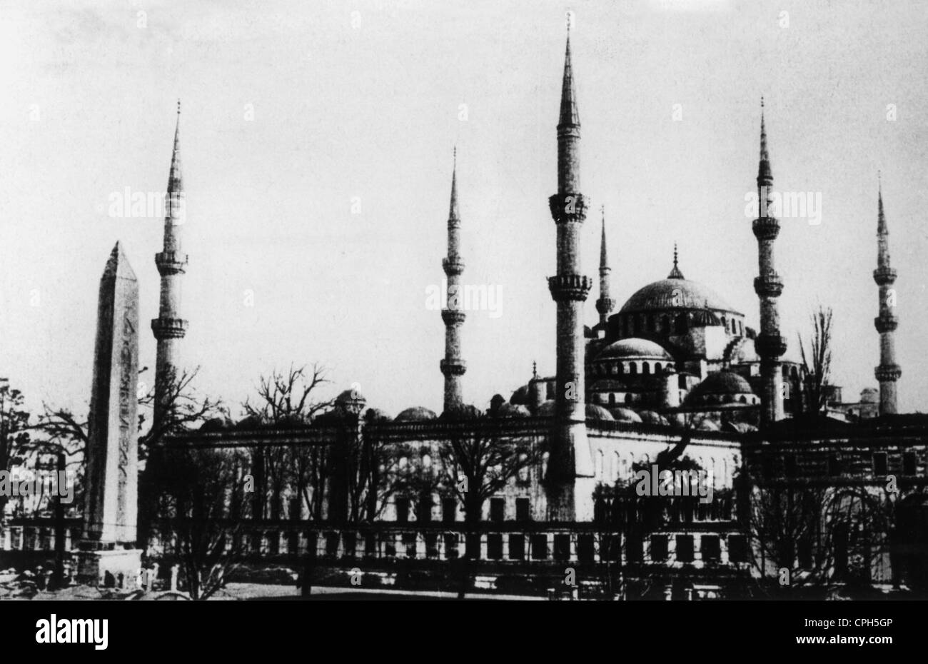 Geografia / viaggio, Turchia, Istanbul, Moschea del Sultano Ahmed, prima che l'Obelisco dell'imperatore Teodosio i (attualmente del faraone Thutmosio III), intorno agli anni '40, diritti aggiuntivi-clearences-non disponibile Foto Stock