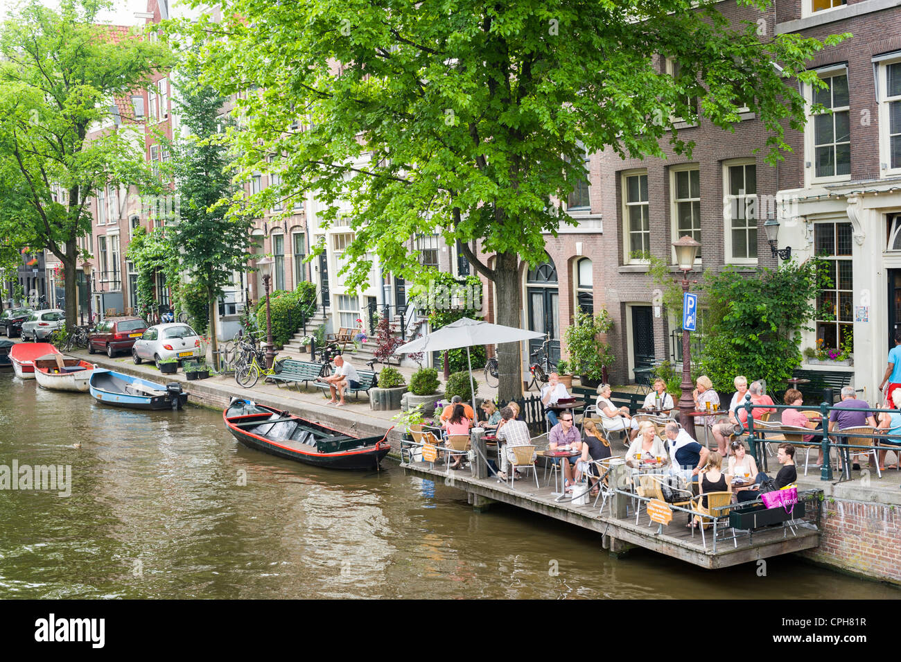Cafe per le strade di Amsterdam, Paesi Bassi Foto Stock