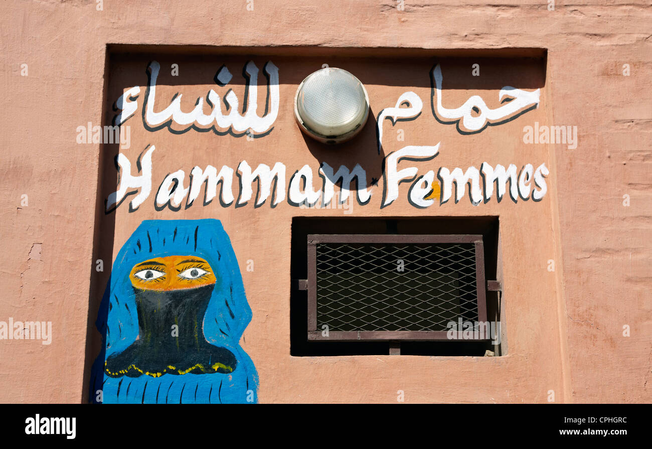 Femmina Hammam marrakech marocco Foto Stock