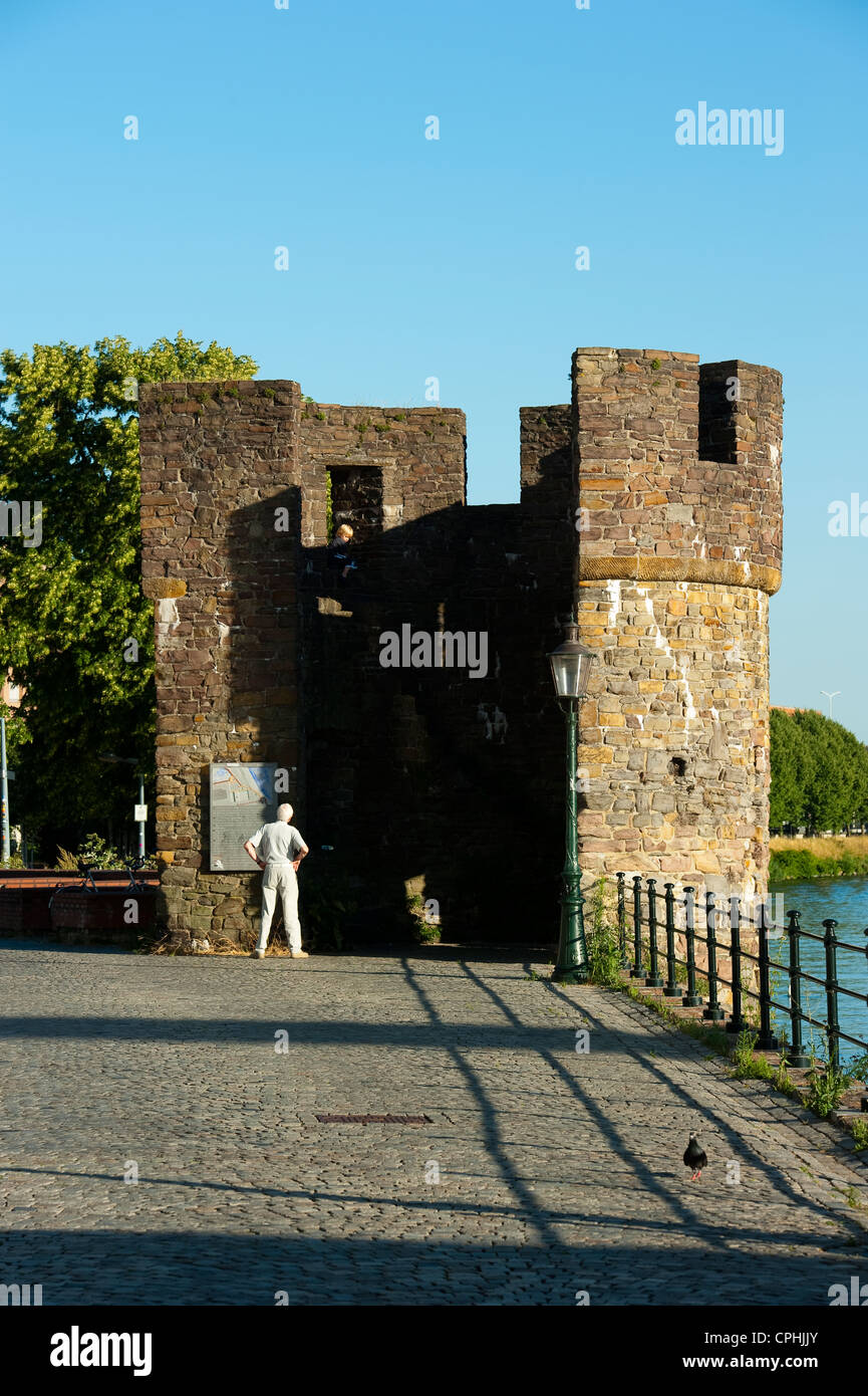 "Waterpoortje' (Acqua) di gate, Maastricht, Limburgo, Paesi Bassi, l'Europa. Foto Stock